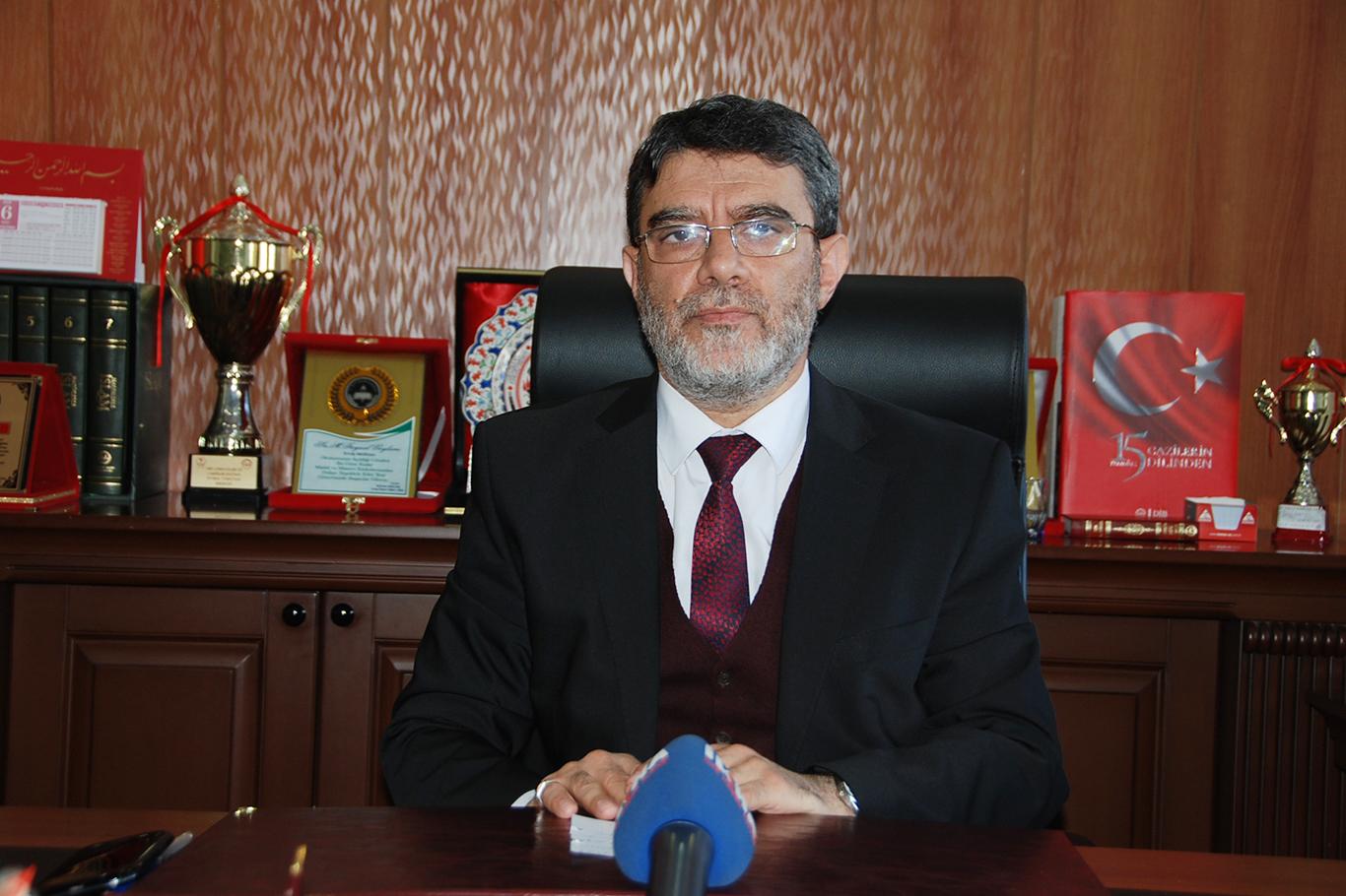 "İslam'da bir gün değil her gün anneler günüdür" "İslam'da bir gün değil her gün anneler günüdür"
